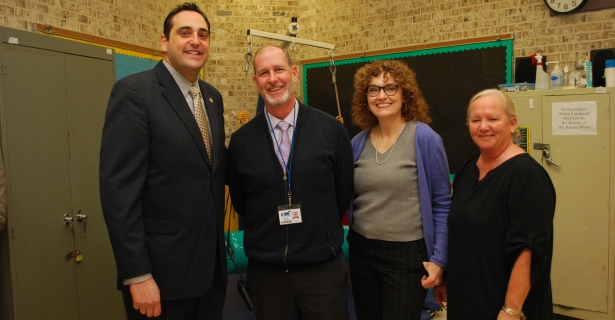 Assemblyman Lupinacci Visits James E. Allen Elementary School.